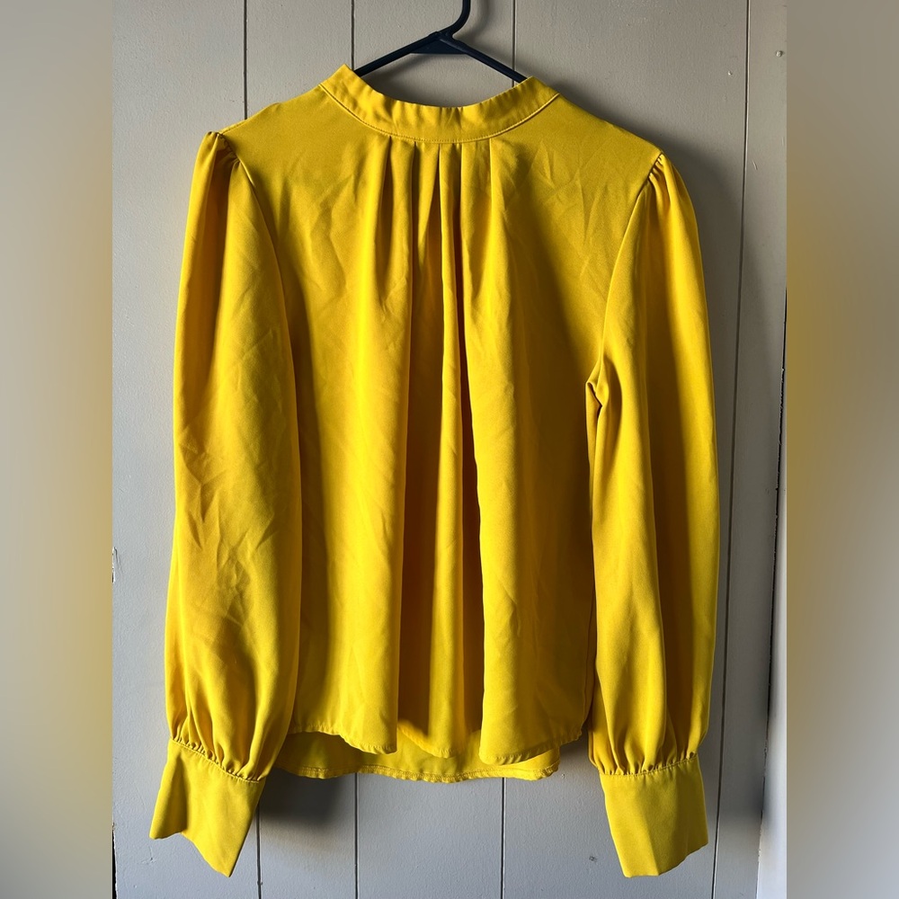 Yellow Button-Cuff Women's Top SHEIN - Picture 2 of 9